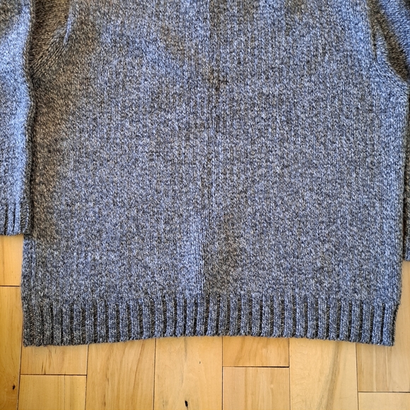 EUC!! Vintage Abercrombie & Fitch V-Neck Fair Isle 100% Wool Sweater - Picture 9 of 9